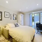Cosy Avec Jardin Privatif - Carabacel, *