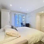 Cosy Avec Jardin Privatif - Carabacel, Apartmán Nice