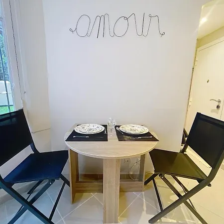 Cosy Avec Jardin Privatif - Carabacel, Апартаменты Ницца