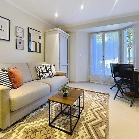 Cosy Avec Jardin Privatif - Carabacel, Lejlighed *