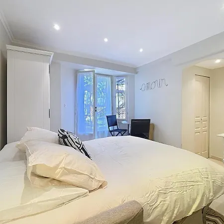 Cosy Avec Jardin Privatif - Carabacel, Апартаменты Ницца