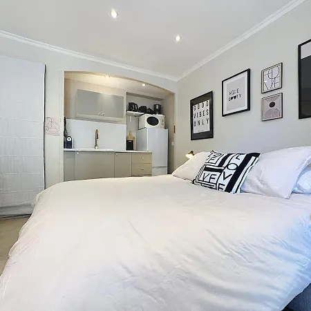 Cosy Avec Jardin Privatif - Carabacel, Апартаменты Ницца
