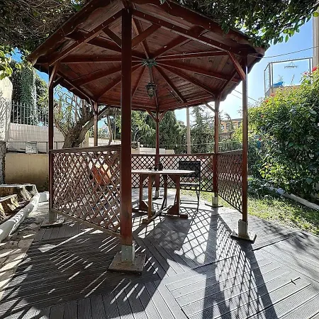 Cosy Avec Jardin Privatif - Carabacel, *